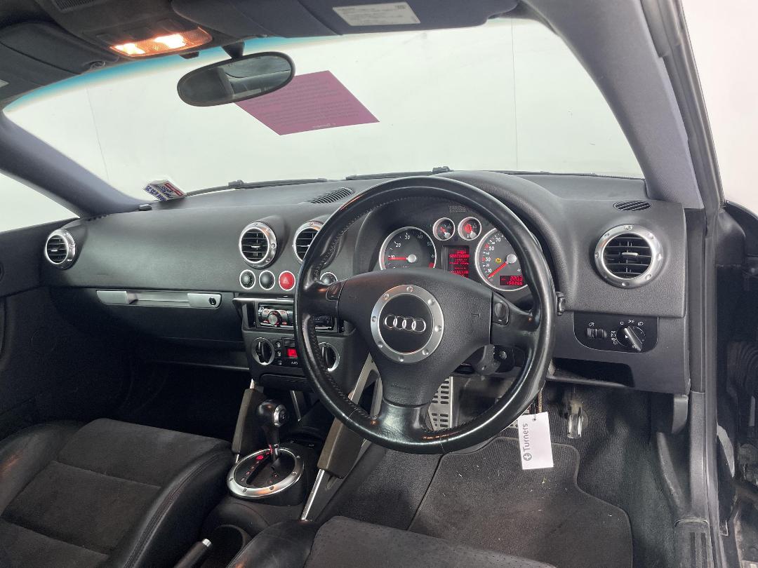 Photo '15' of Audi TT