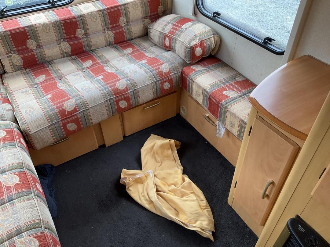 Photo '18' of Bailey Provence Series 6 Caravan - Single Photo '18' of Bailey Provence Series 6 Caravan - Single