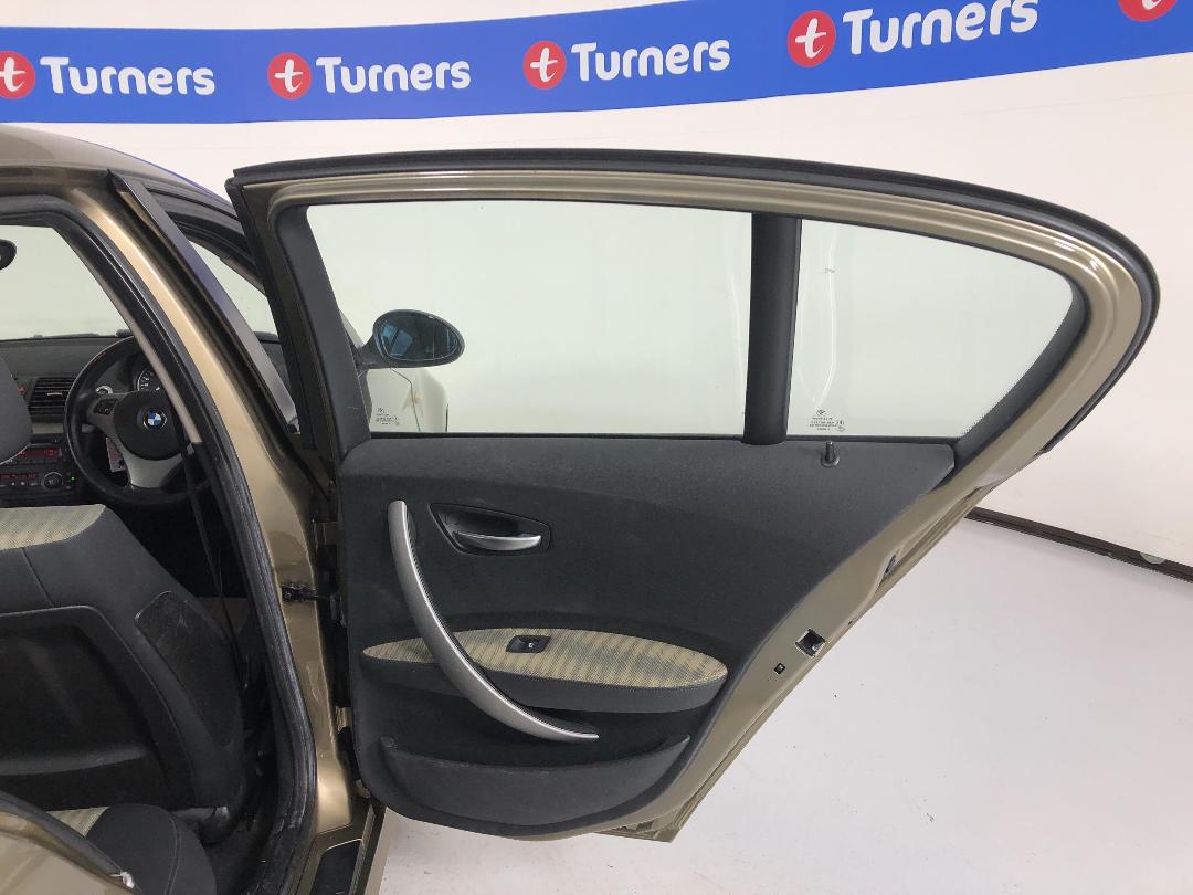 Photo '19' of BMW 1 Series