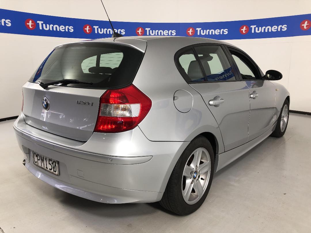 Photo '7' of BMW 1 Series Photo '7' of BMW 1 Series