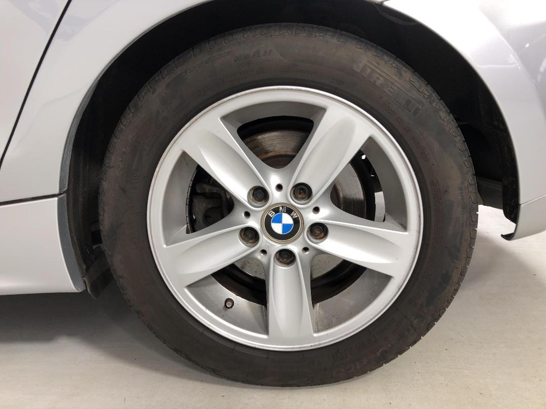 Photo '11' of BMW 1 Series Photo '11' of BMW 1 Series