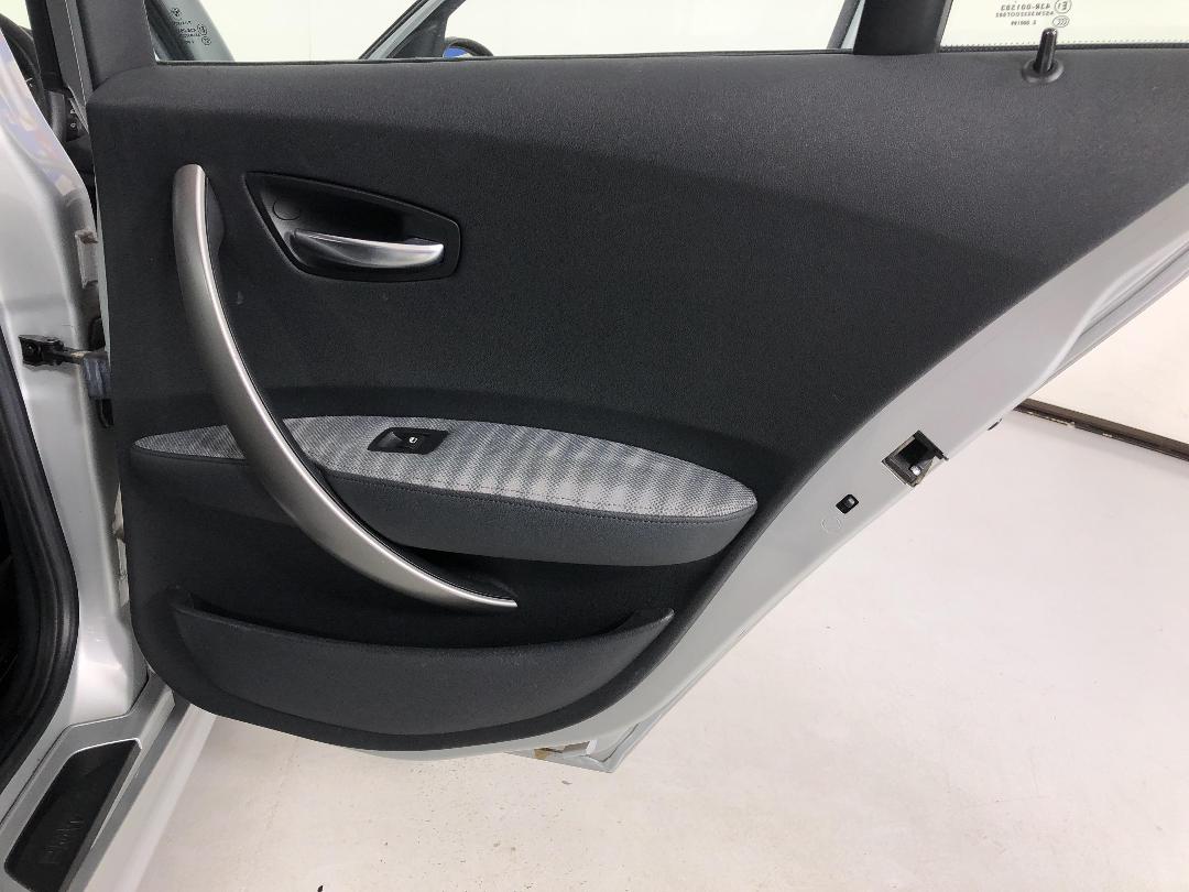 Photo '19' of BMW 1 Series Photo '19' of BMW 1 Series