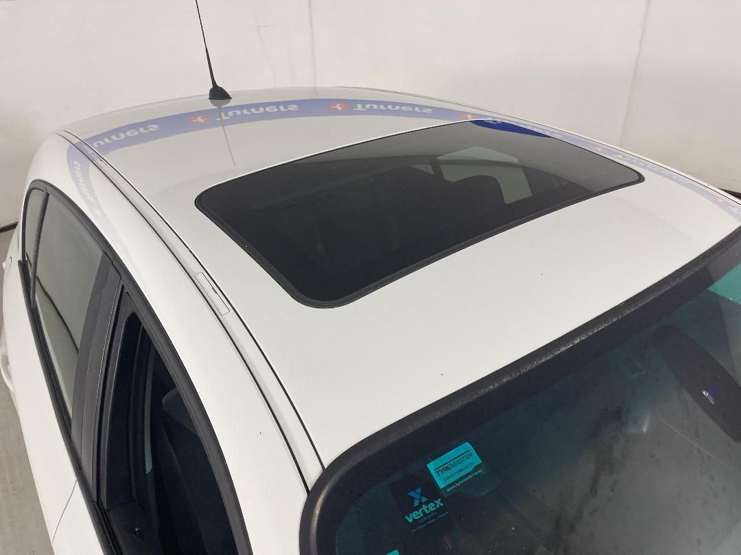 Photo '24' of BMW 118I