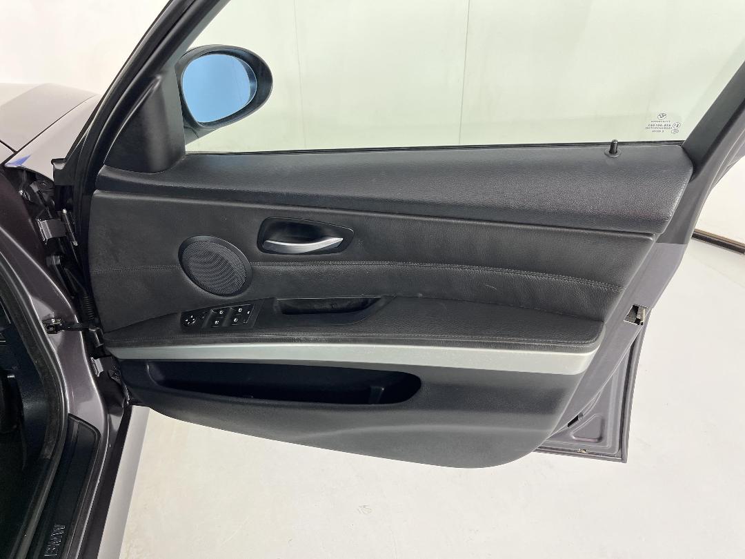 Photo '15' of BMW 3 Series