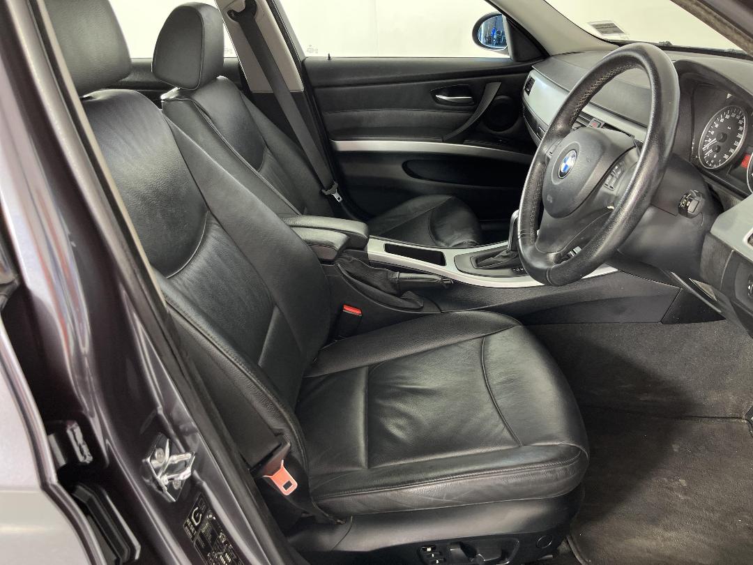 Photo '16' of BMW 3 Series