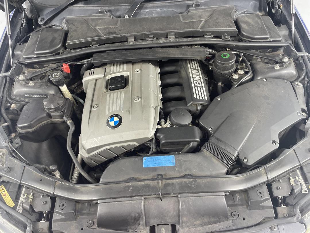 Photo '11' of BMW 3 Series 330I Photo '11' of BMW 3 Series 330I