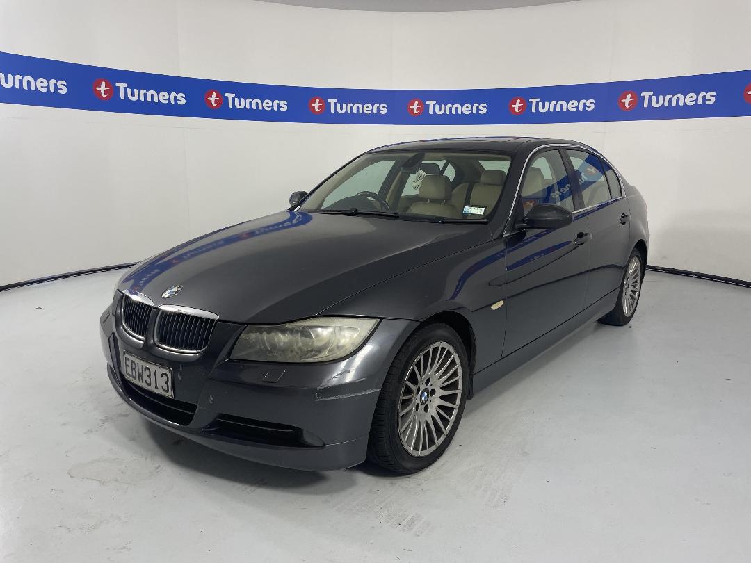 Photo '3' of BMW 3 Series 330I Photo '3' of BMW 3 Series 330I