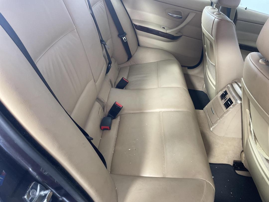 Photo '18' of BMW 3 Series 330I Photo '18' of BMW 3 Series 330I