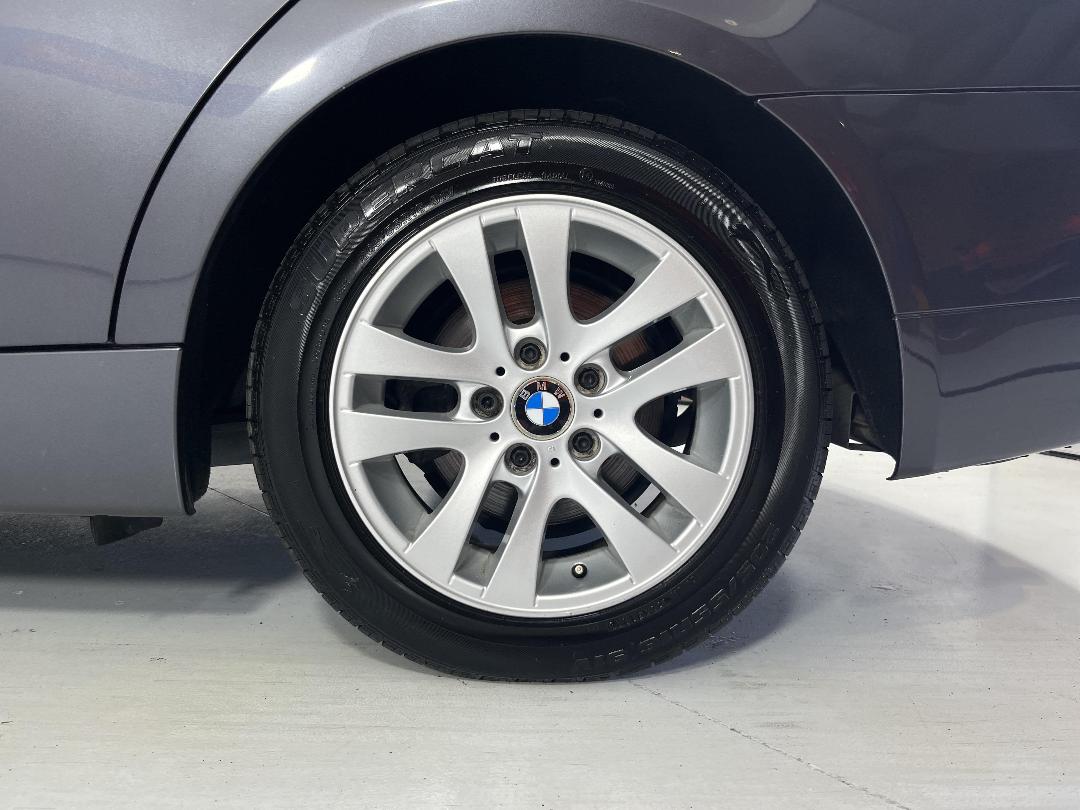 Photo '11' of BMW 3 Series