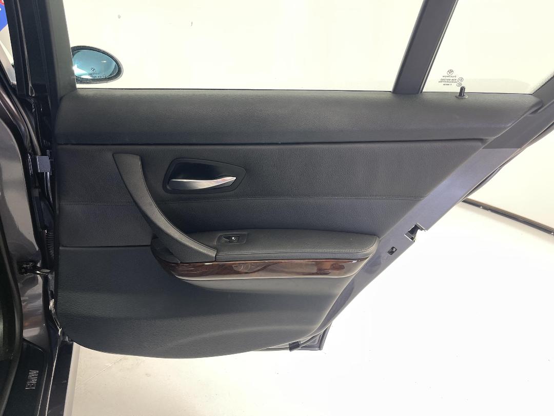 Photo '19' of BMW 3 Series