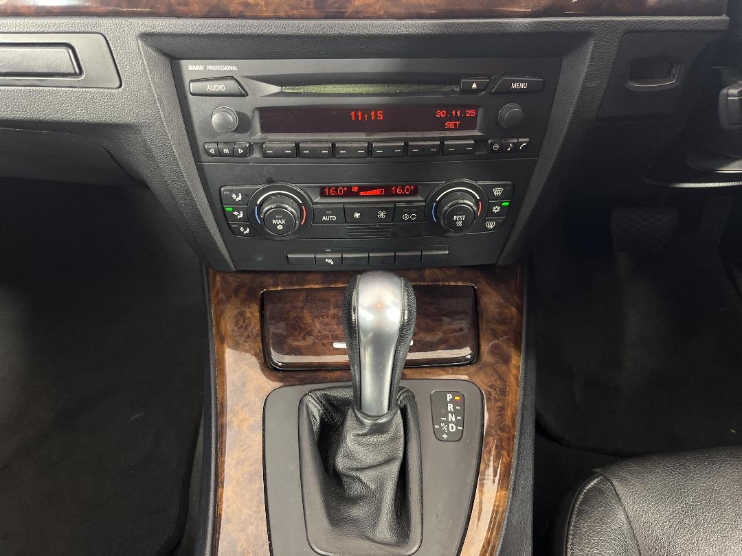 Photo '18' of BMW 3 Series