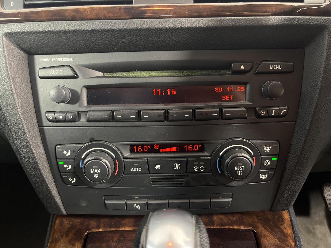 Photo '28' of BMW 3 Series