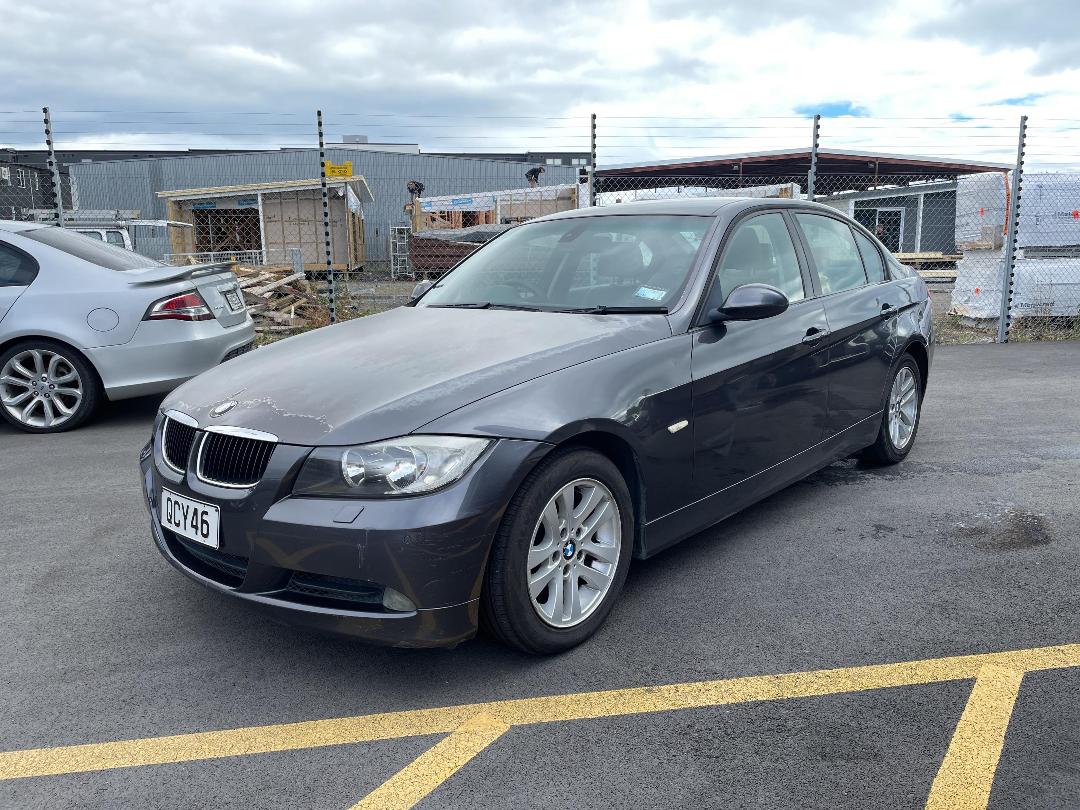 Photo '4' of BMW 3 Series 320I Photo '4' of BMW 3 Series 320I