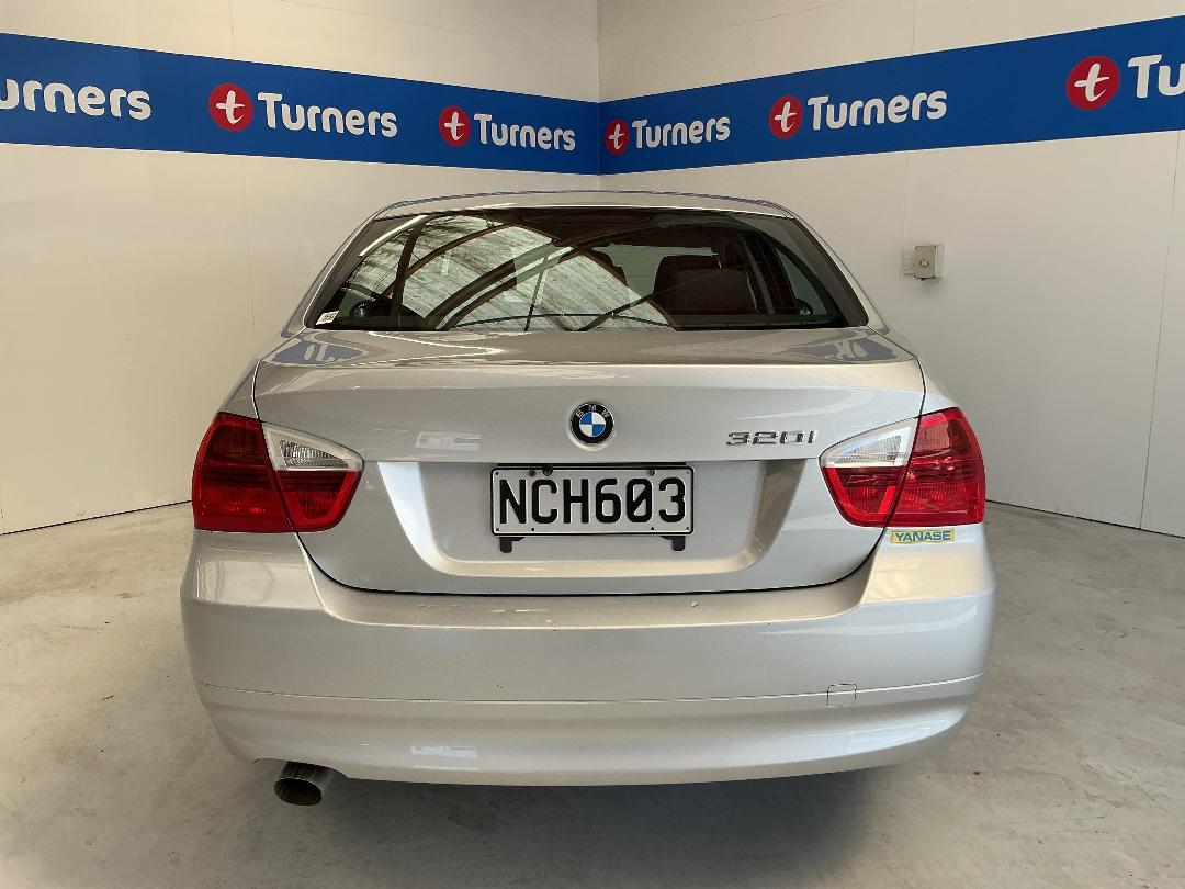 Photo '6' of BMW 320I