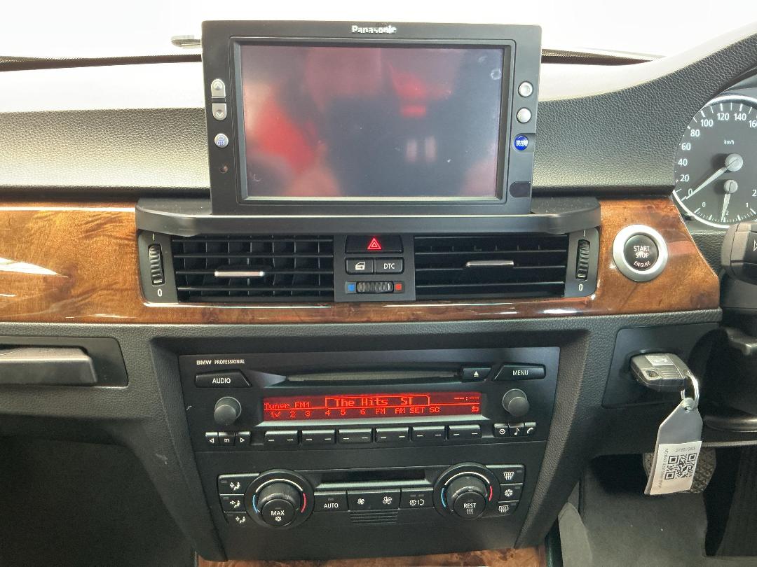 Photo '18' of BMW 320I