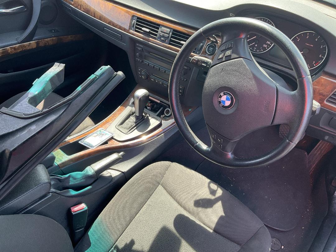 Photo '12' of BMW 323I