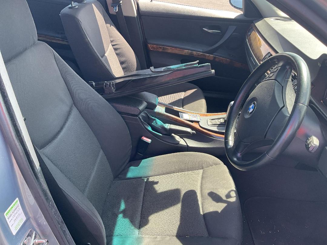 Photo '13' of BMW 323I