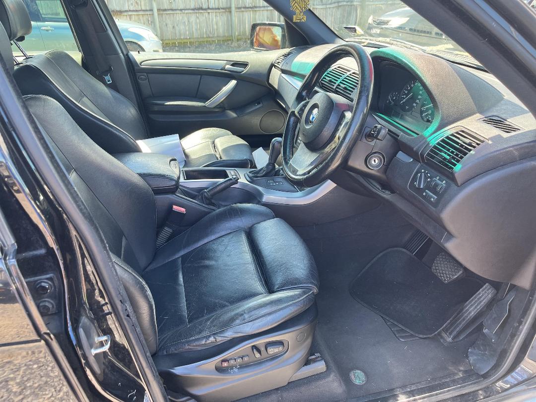 Photo '14' of BMW X5 I SAV E53 Photo '14' of BMW X5 I SAV E53