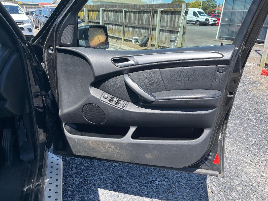 Photo '13' of BMW X5 I SAV E53 Photo '13' of BMW X5 I SAV E53