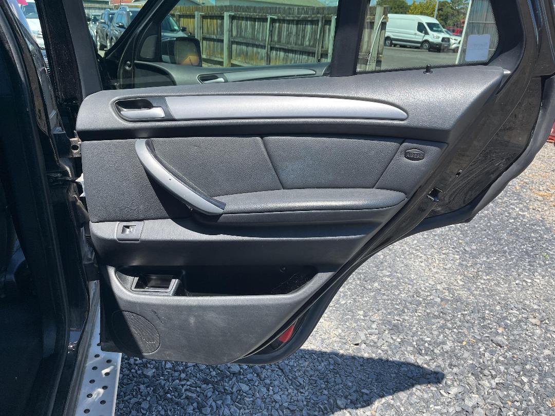 Photo '17' of BMW X5 I SAV E53 Photo '17' of BMW X5 I SAV E53