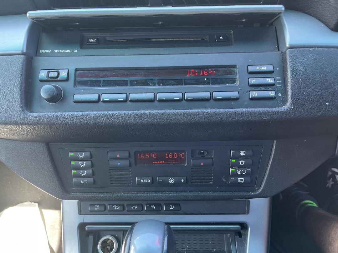 Photo '25' of BMW X5 I SAV E53 Photo '25' of BMW X5 I SAV E53