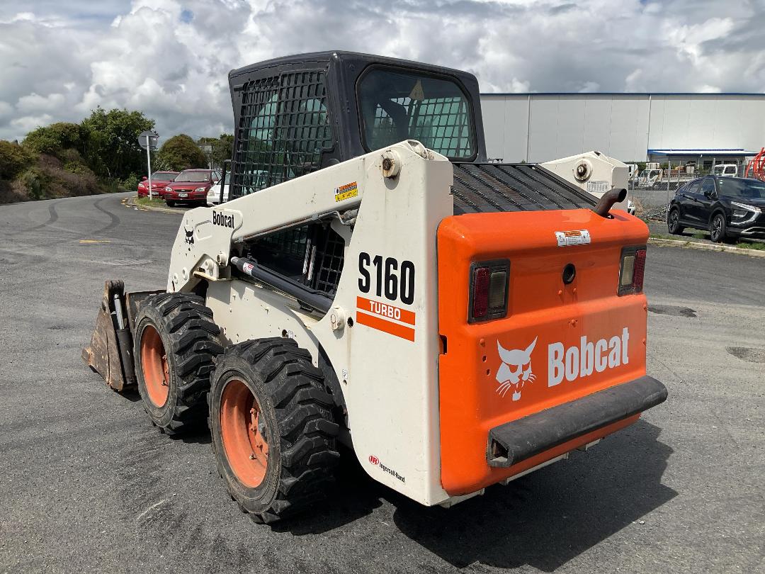 Photo '6' of Bobcat S160 Skid Steer
