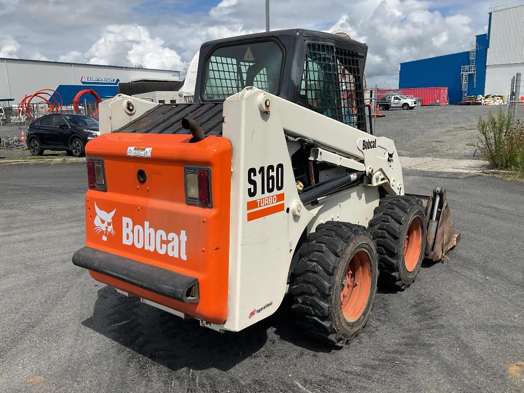 Photo '4' of Bobcat S160 Skid Steer