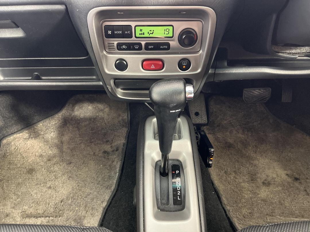 Photo '18' of Chevrolet Cruze Photo '18' of Chevrolet Cruze