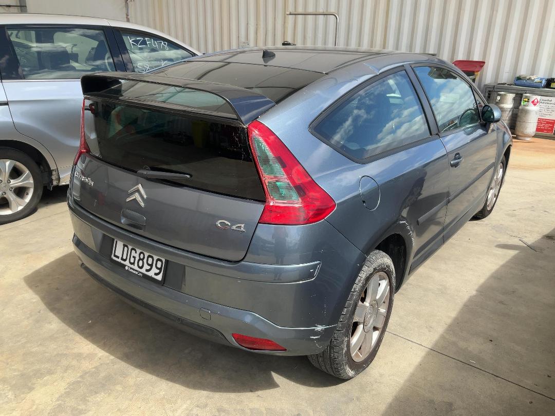 Photo '6' of Citroen C4