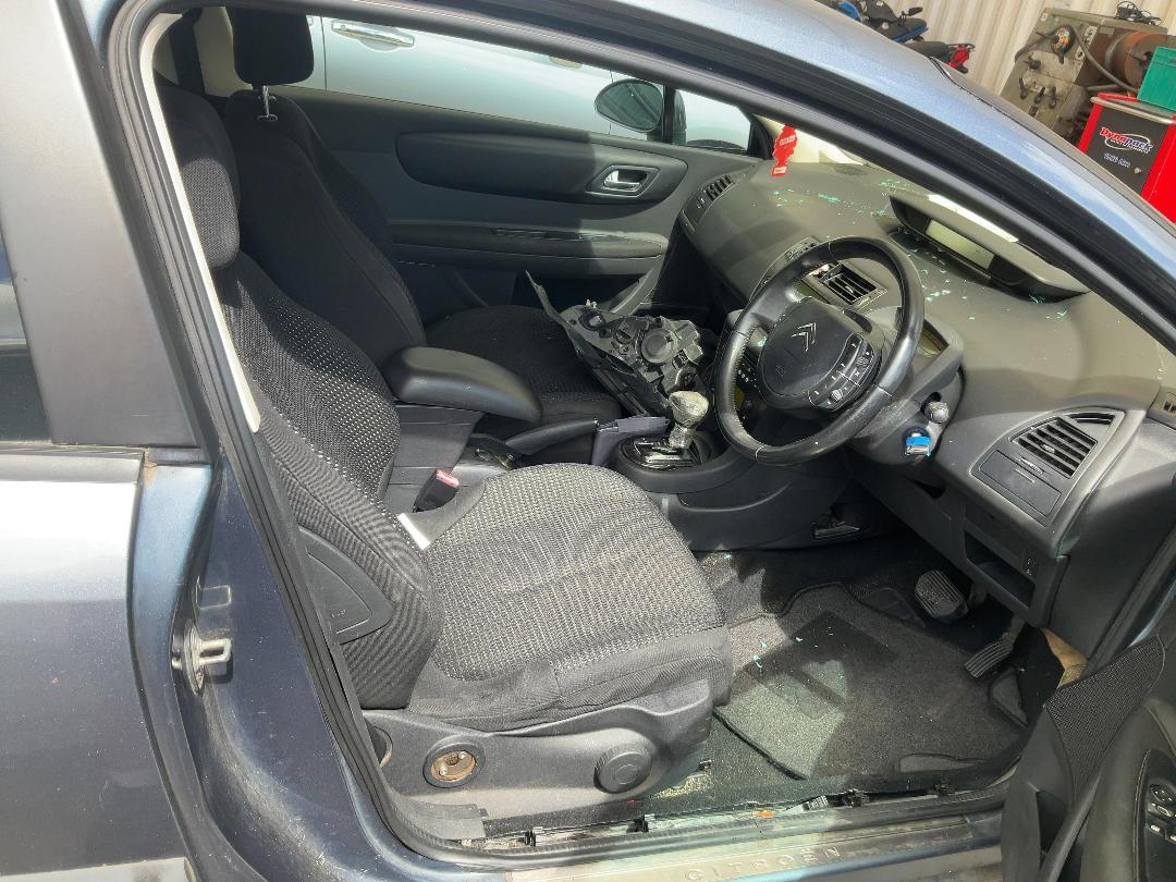 Photo '7' of Citroen C4