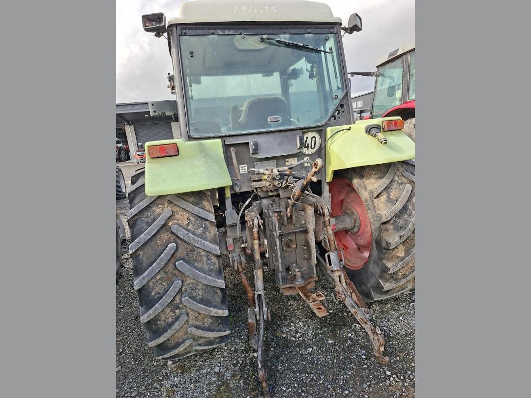 Photo '4' of Claas Celtis 456 RX Tractor