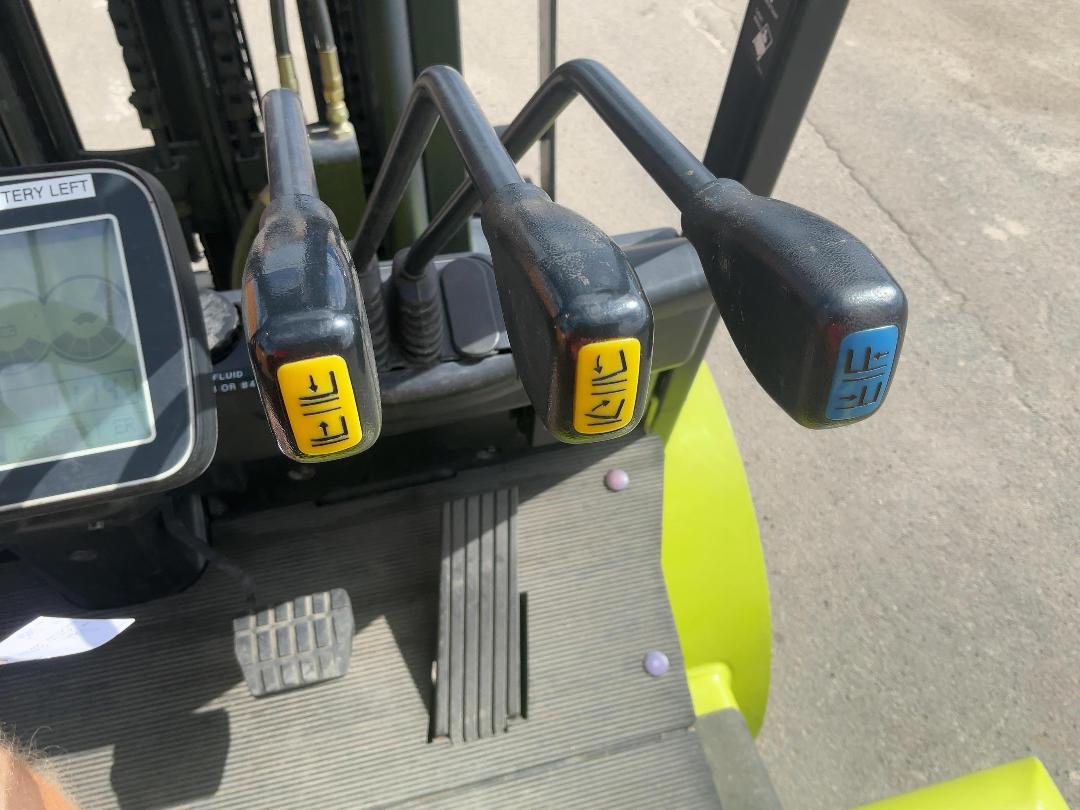 Photo '14' of Clark EPX30 Forklift Photo '14' of Clark EPX30 Forklift