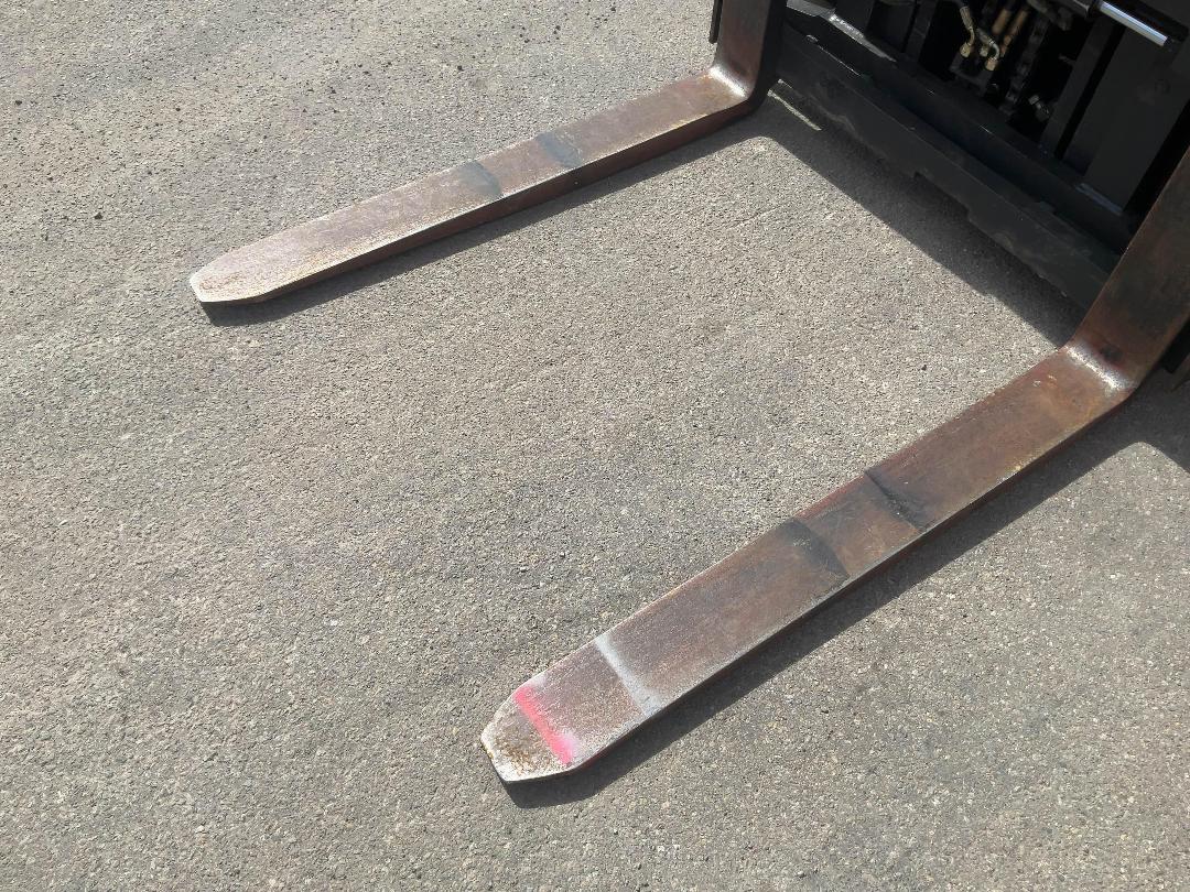 Photo '21' of Clark EPX30 Forklift Photo '21' of Clark EPX30 Forklift