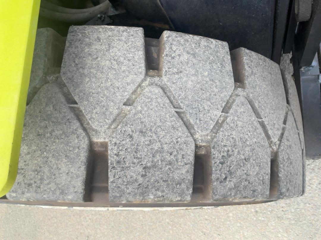 Photo '31' of Clark EPX30 Forklift Photo '31' of Clark EPX30 Forklift