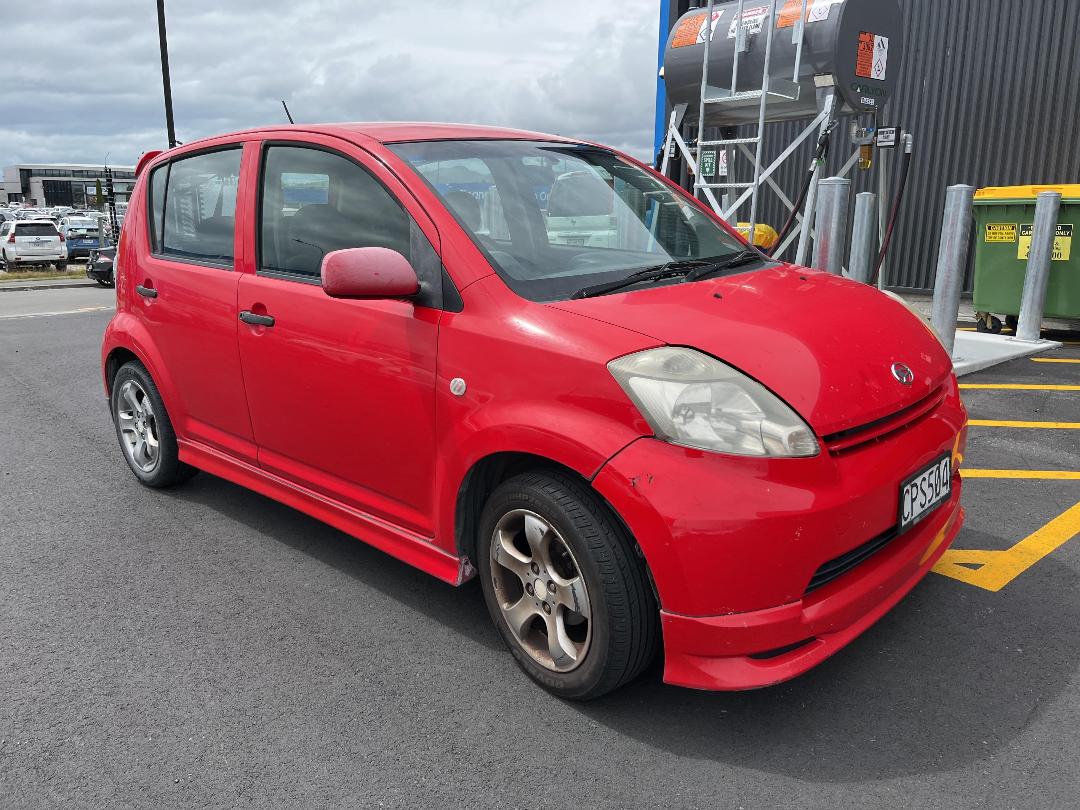 Photo '3' of Daihatsu Sirion