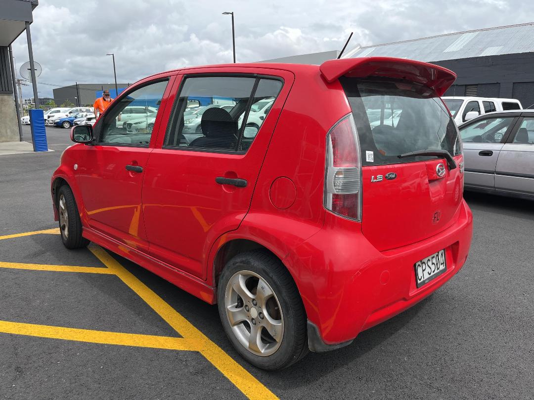 Photo '6' of Daihatsu Sirion