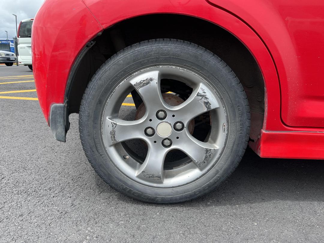 Photo '9' of Daihatsu Sirion