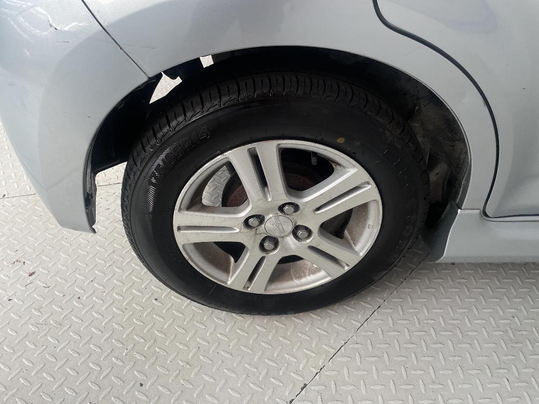 Photo '12' of Daihatsu Sirion Photo '12' of Daihatsu Sirion