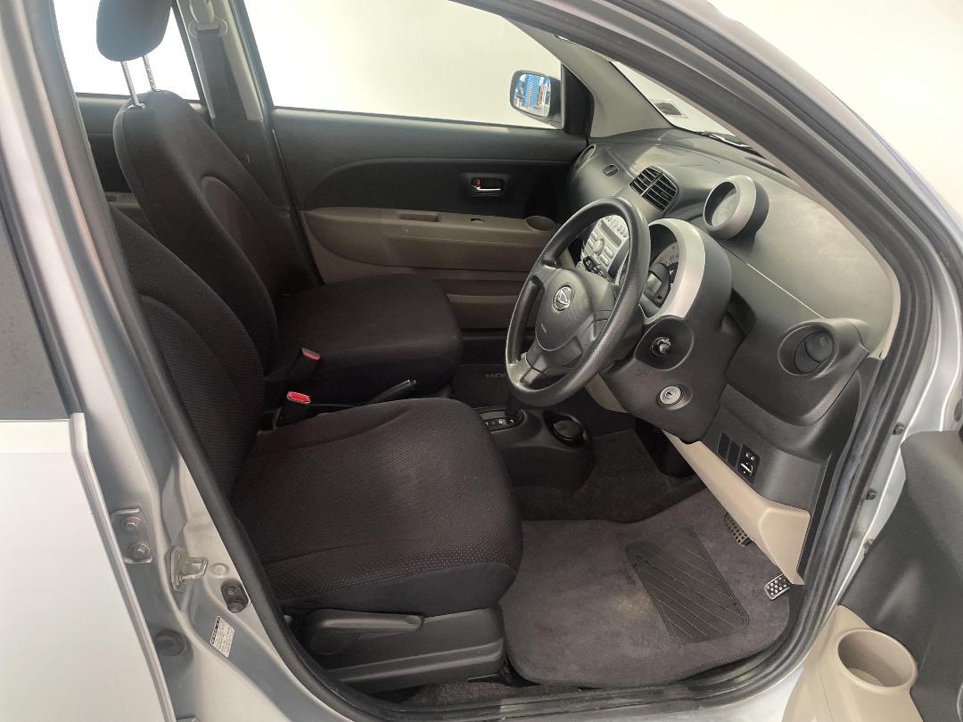 Photo '16' of Daihatsu Sirion Photo '16' of Daihatsu Sirion