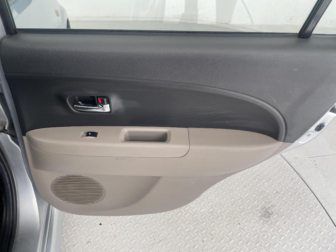 Photo '19' of Daihatsu Sirion Photo '19' of Daihatsu Sirion