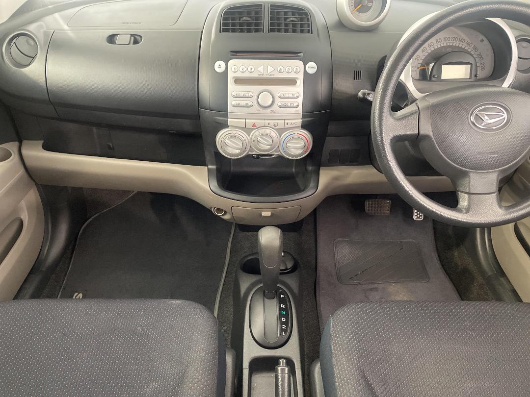 Photo '18' of Daihatsu Sirion Photo '18' of Daihatsu Sirion