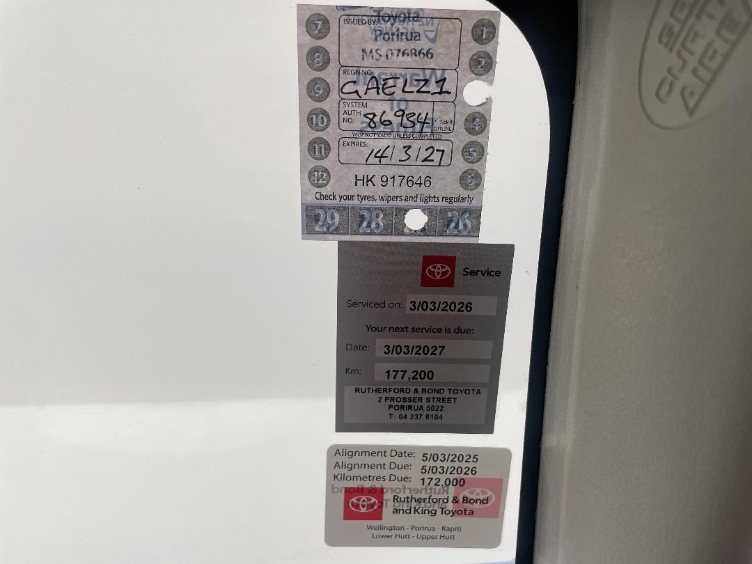 Photo '30' of Daihatsu Sirion Photo '30' of Daihatsu Sirion