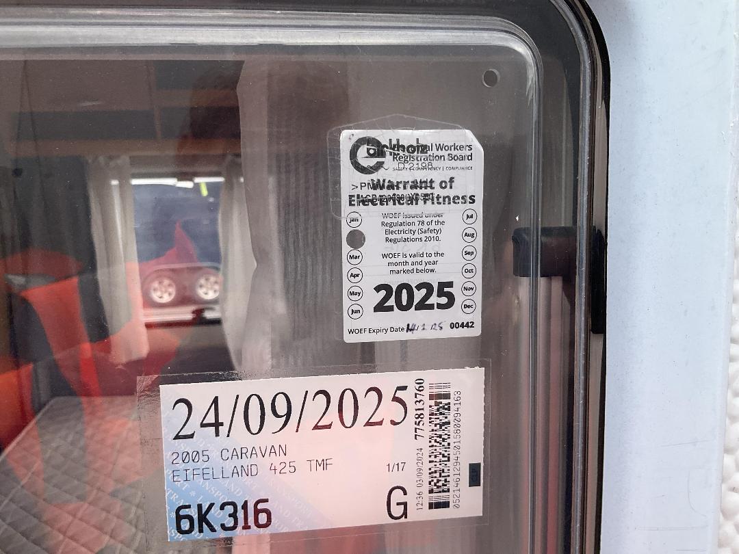 Photo '24' of Eifeland 425 TMF Caravan - Single Photo '24' of Eifeland 425 TMF Caravan - Single