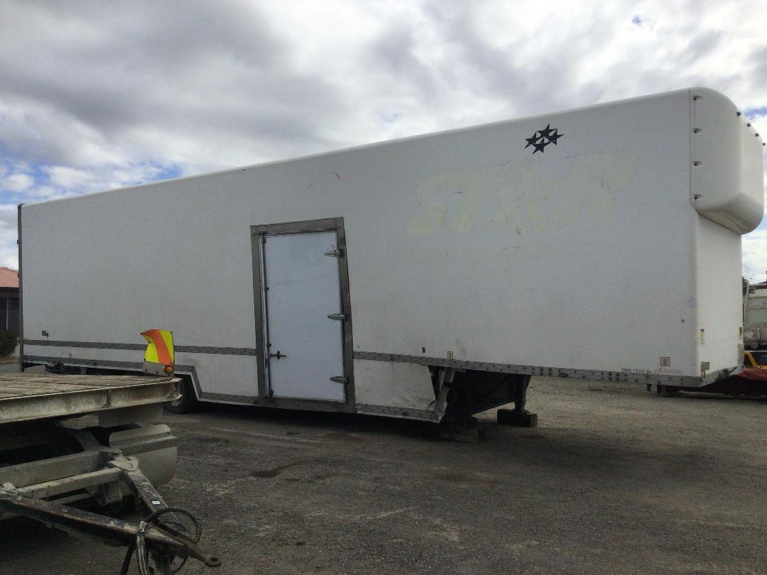 Photo '3' of Fairfax DGS /R13.6-3A Box Body Semi