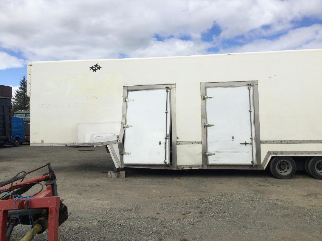 Photo '6' of Fairfax DGS /R13.6-3A Box Body Semi