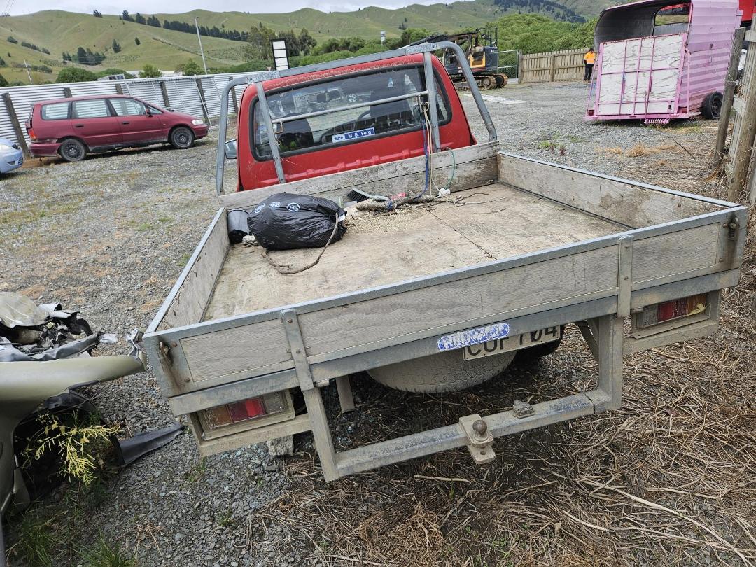 Photo '4' of Ford Courier XLT Wellside Photo '4' of Ford Courier XLT Wellside