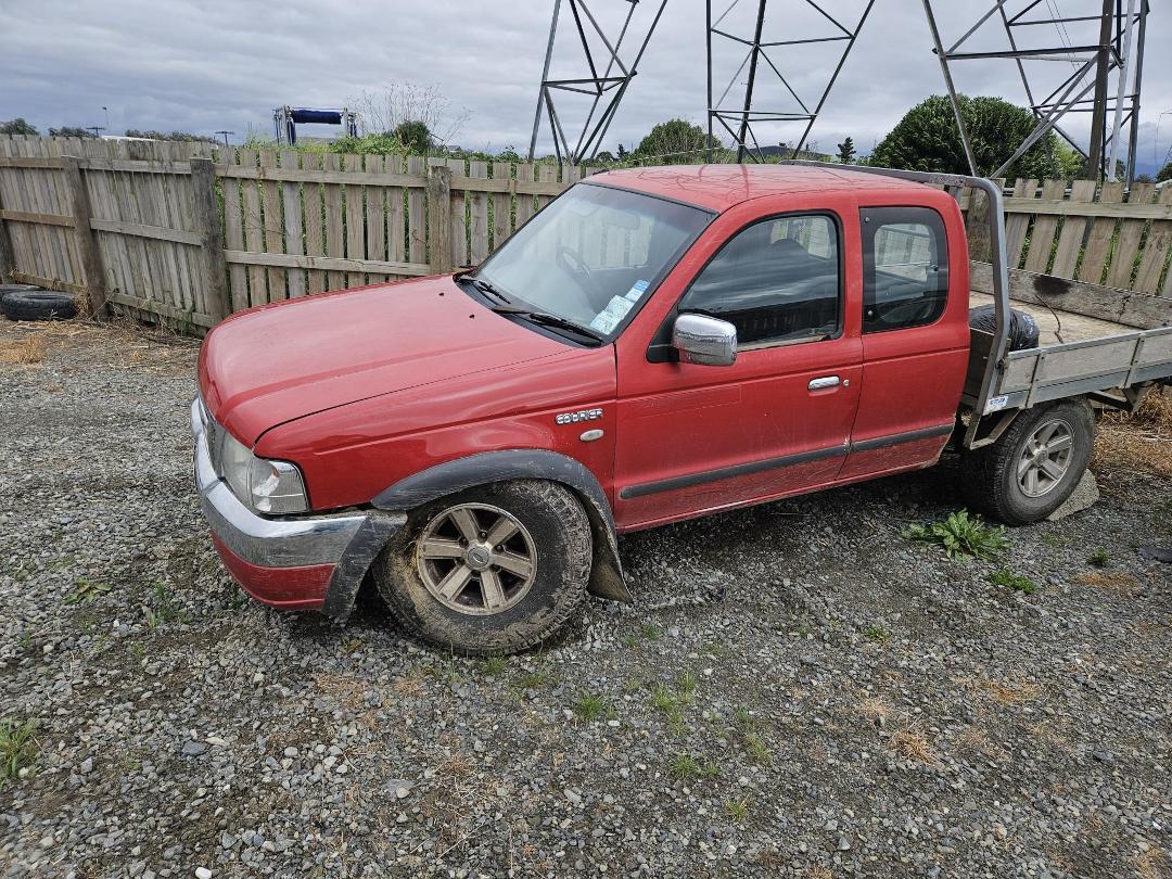 Photo '6' of Ford Courier XLT Wellside Photo '6' of Ford Courier XLT Wellside