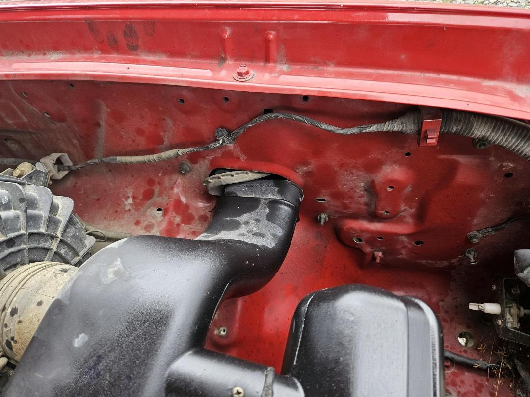 Photo '12' of Ford Courier XLT Wellside Photo '12' of Ford Courier XLT Wellside