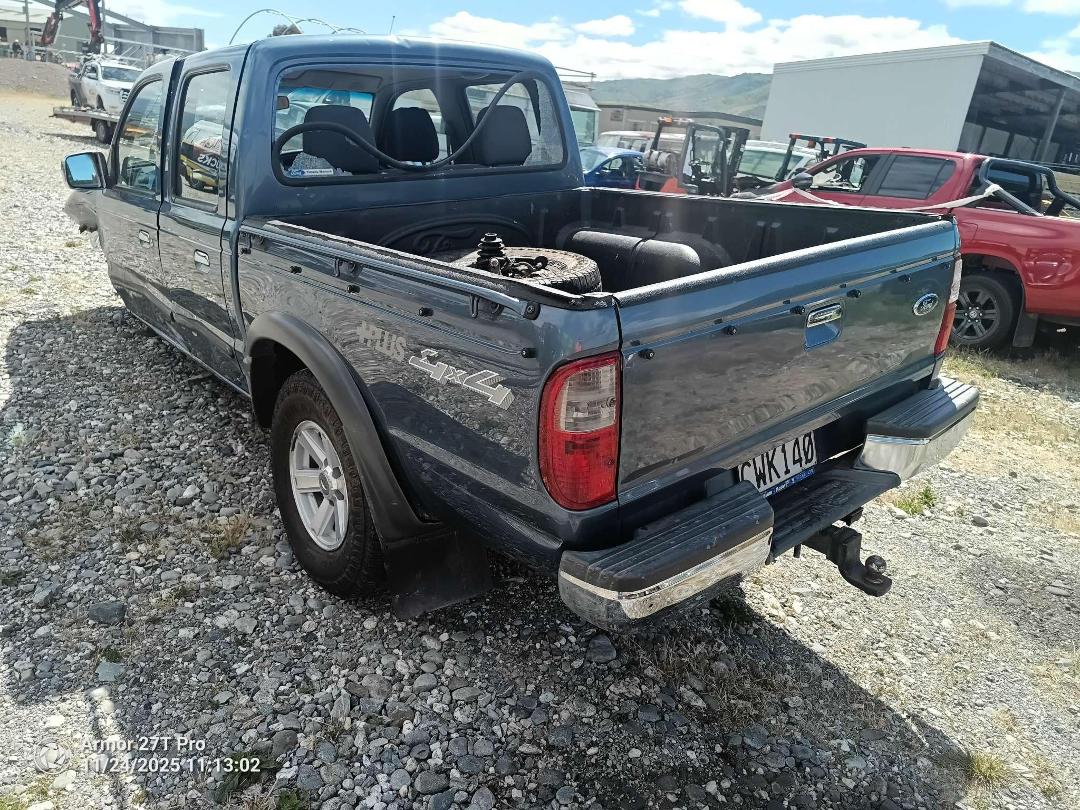 Photo '7' of Ford Courier TD XLX CR W/S