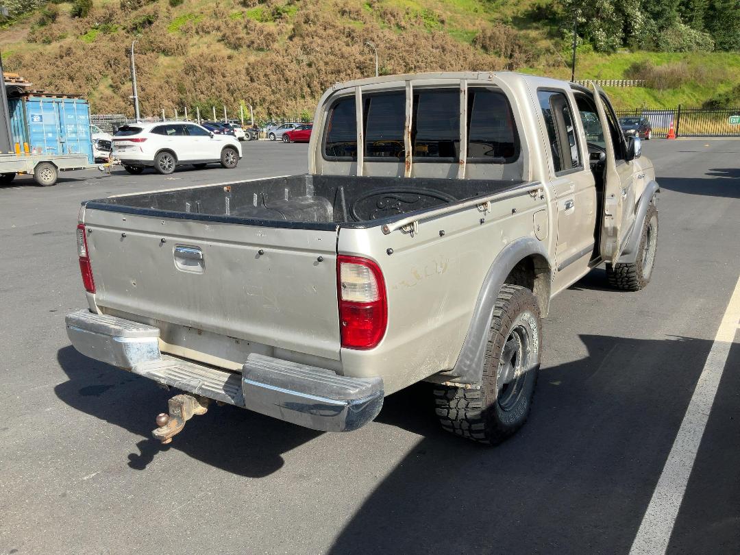 Photo '4' of Ford Courier TD XLX CR W/S